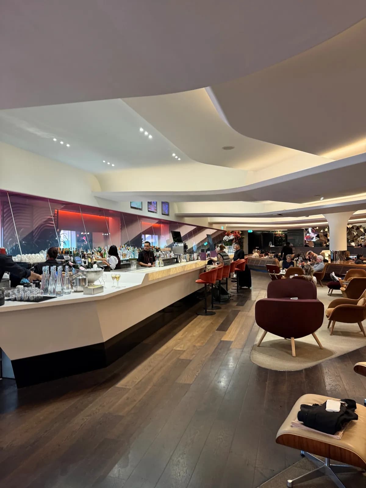 Sitzbereich im Virgin Atlantic Clubhouse London Heathrow