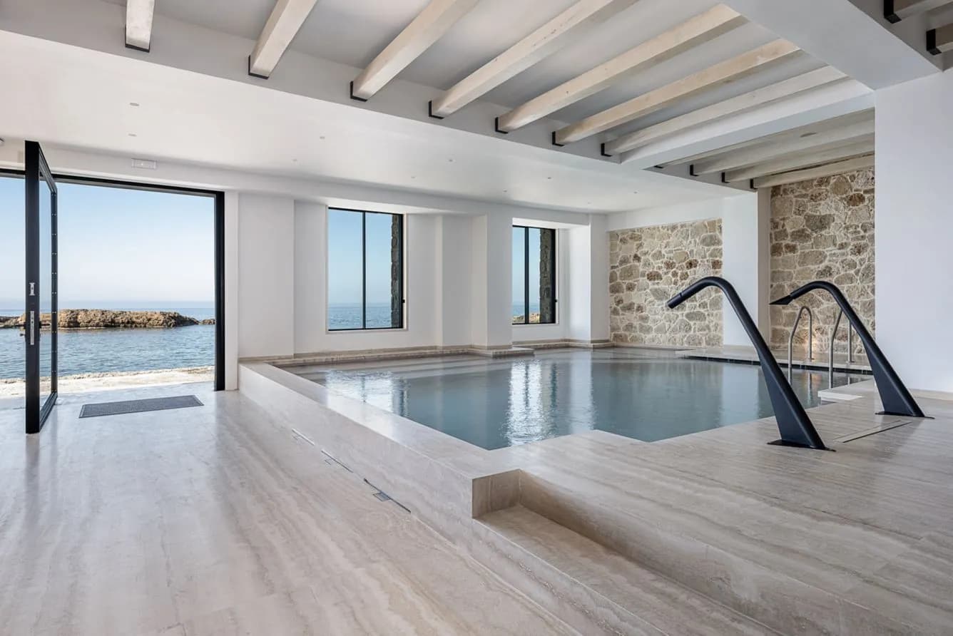 The Tanneries Chania – Indoor-Pool im Spa