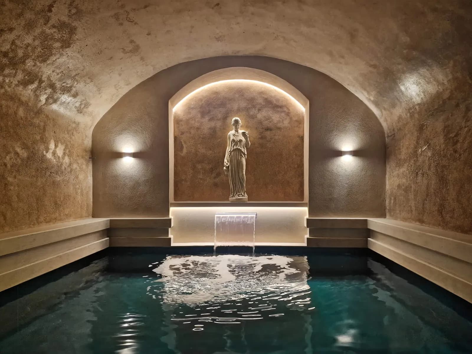 Argini Syros – Indoor-Pool im Hammam
