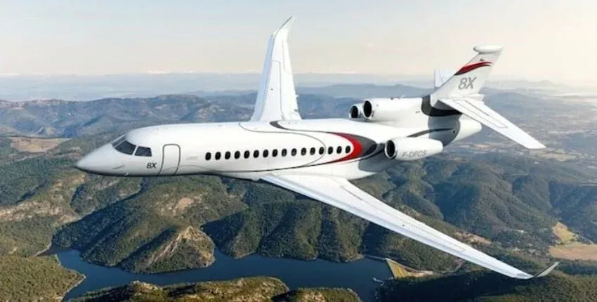 Dassault Falcon 8X am Boden